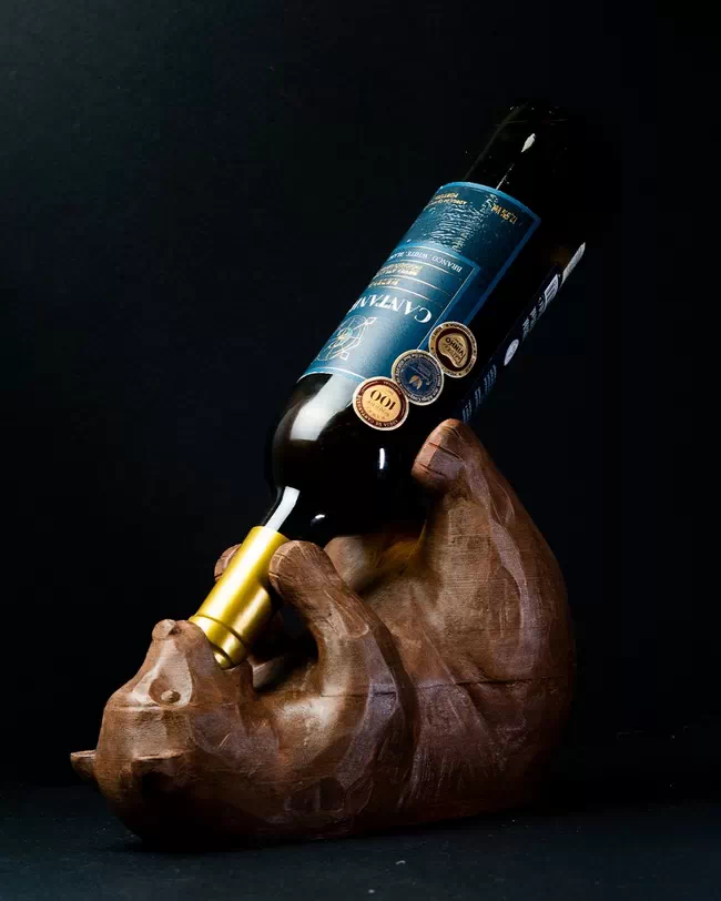 Bear shaped wine bottle holder