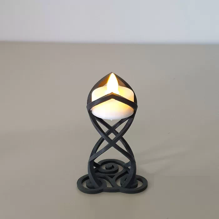 Tealight holder