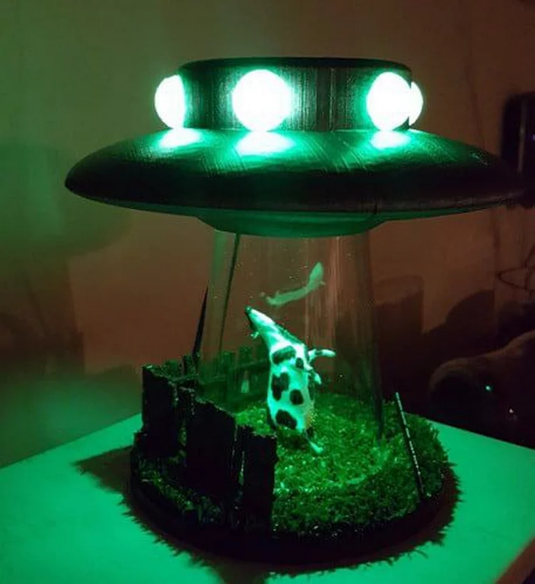 UFO Abduction Lamp with blinking lights