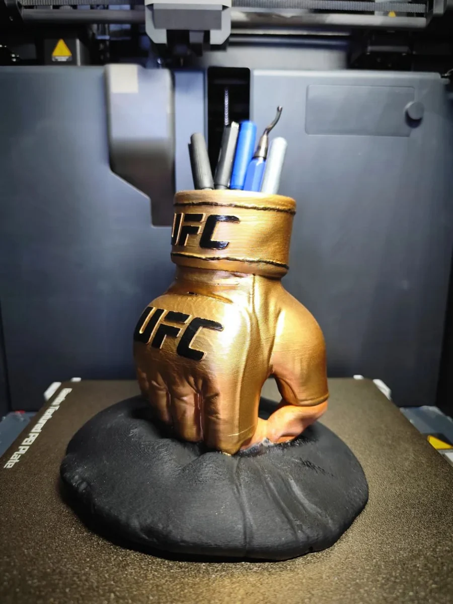 MMA GLOVE – pen holder