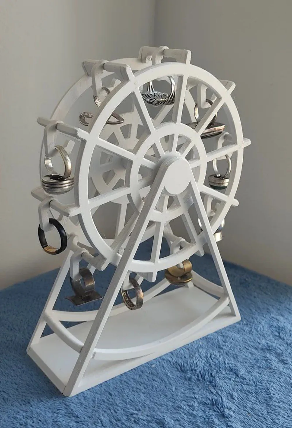 Ferris wheel for rings