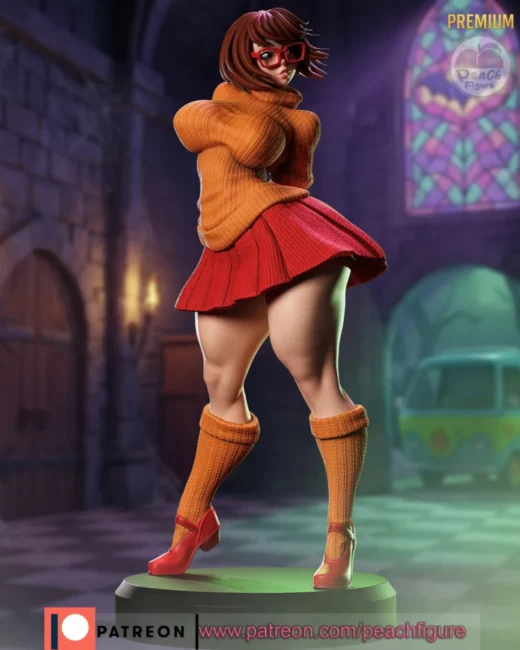 Peach Figure Scooby Doo Velma Dinkley
