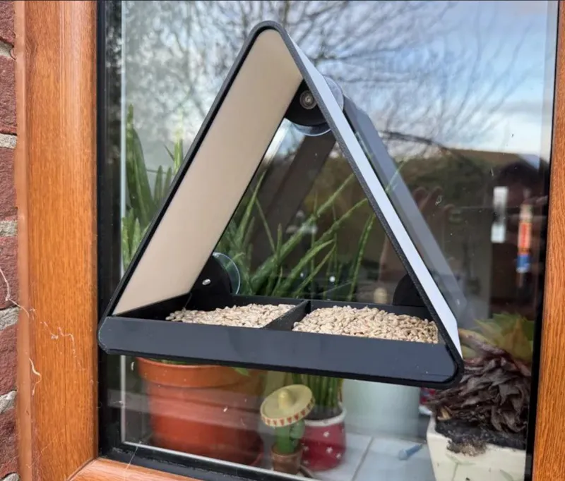 Кормушка для птиц