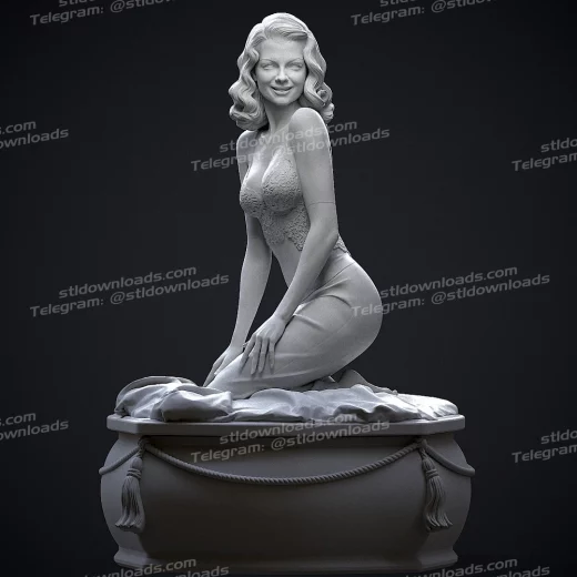 Stepanov Sculpts Rita Hayworth